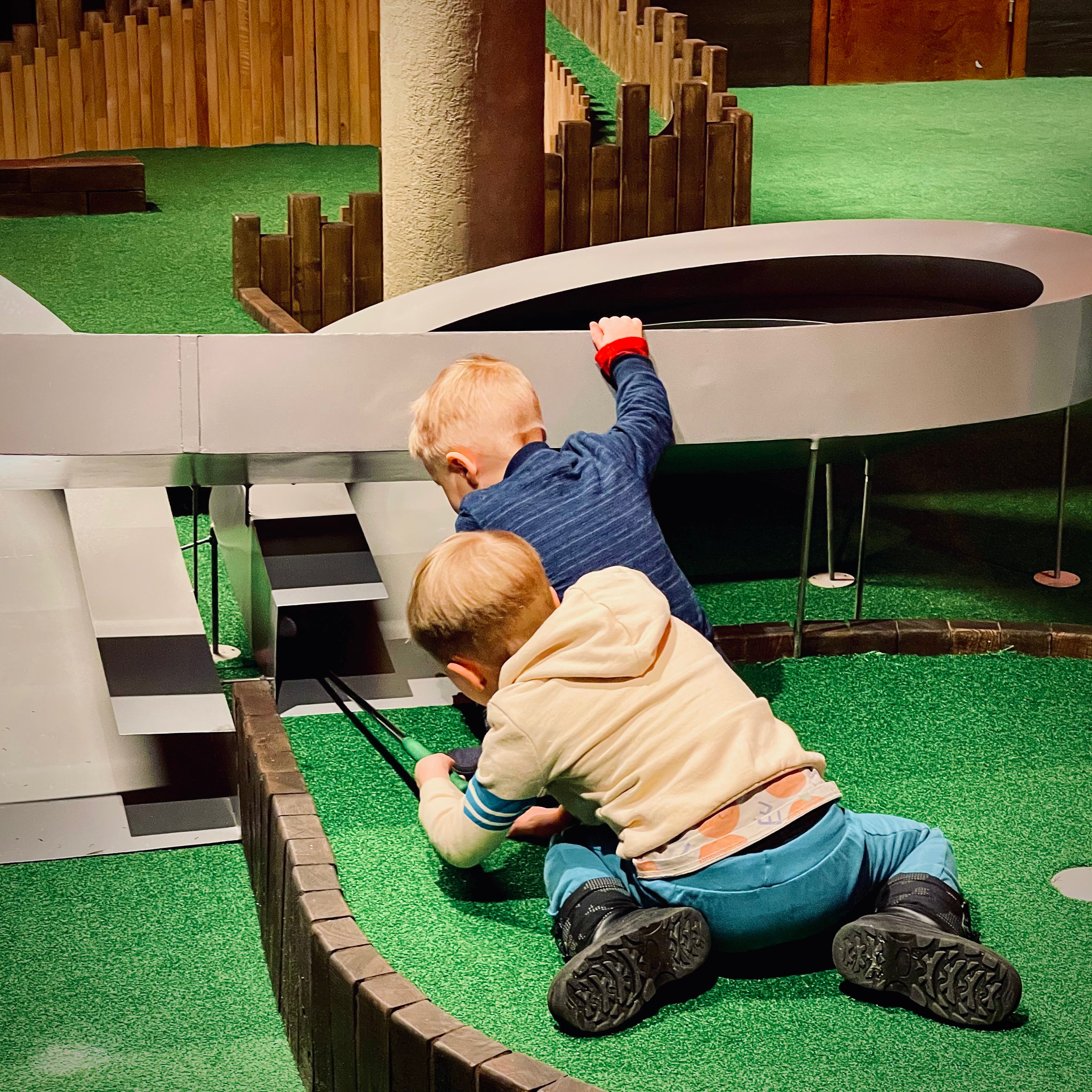 Swings Mini Golf Riga – Swings Golf