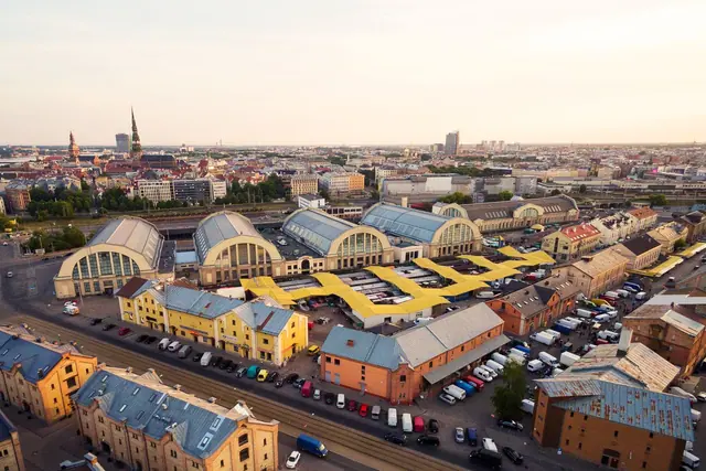 Rīgas Centrāltirgus paviljoni no augšas