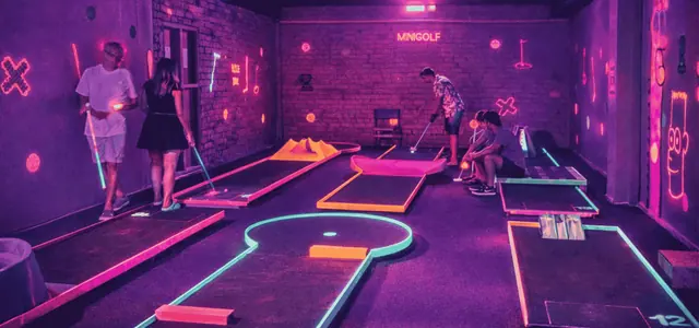 Fluorescējoši minigolfa celiņi Play4Score
